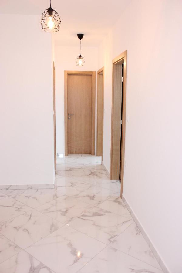 Apartments Juric Brodarica  Exterior foto